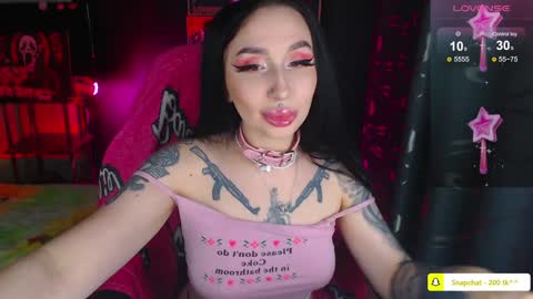 molly___moon online show from December 2024 05:43:01 AM