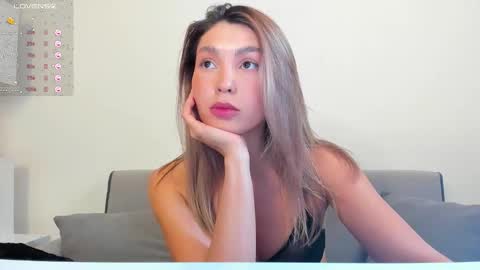 Snapshot of molly_anderson_ chatting on September 2025 09:20:01 AM molly_anderson_ online show from September 2025 09:20:01 AM