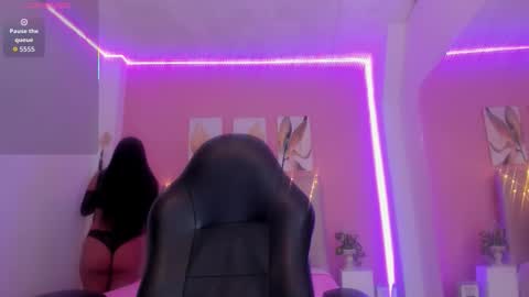    online show from January 2026 01:27:02 PM