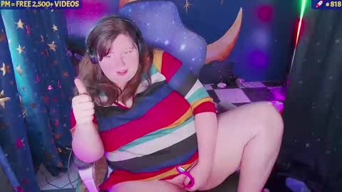 molly_moons online show from November 2025 08:30:01 PM