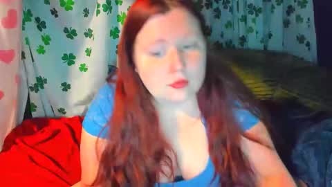 molly_moons online show from June 2026 10:21:02 PM
