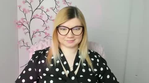 Molly online show from March 2026 12:56:02 PM