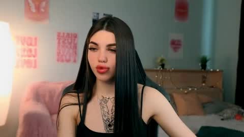 Snapshot of molly_rettyy chatting on May 2026 04:30:02 AM Molly online show from May 2026 04:30:02 AM