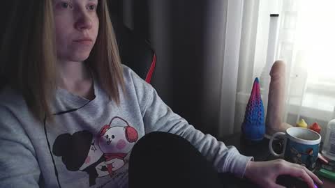 I have new photos come and see with love Molly online show from March 2025 11:20:01 AM