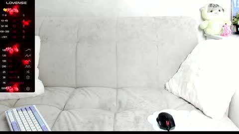 Snapshot of molly_sweetbaby chatting on January 2025 04:21:01 AM Ill tell you when were private online show from January 2025 04:21:01 AM