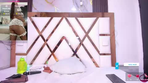 Snapshot of molly_sweetee chatting on June 2026 11:20:01 PM Yuli online show from June 2026 11:20:01 PM