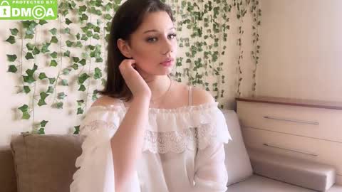 Molly online show from March 2026 11:49:02 AM