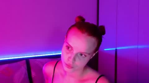 Molly online show from July 2026 07:18:02 PM