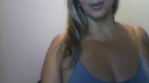 Molly Bunny online show from July 2026 10:56:02 PM