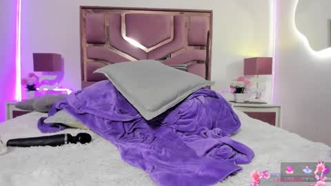 Molly  online show from March 2025 02:34:01 PM