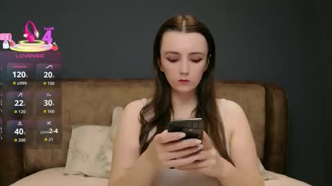 Molly online show from April 2026 08:11:02 PM