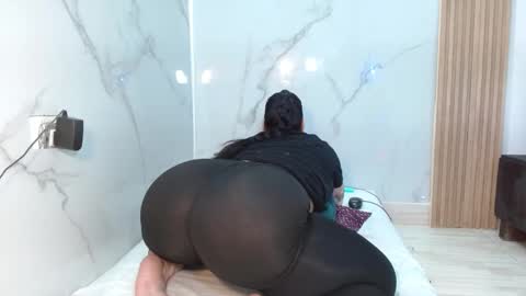  MOLLY  GUNSG online show from March 2025 10:55:02 PM