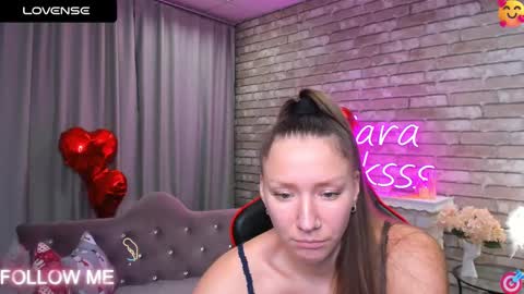 hi im Molly heregreat boobs big heart  warm pussy  online show from February 2025 03:23:02 AM