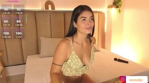 Snapshot of mollyrosse1 chatting on November 2025 06:07:01 PM mollyrosse1 online show from November 2025 06:07:01 PM