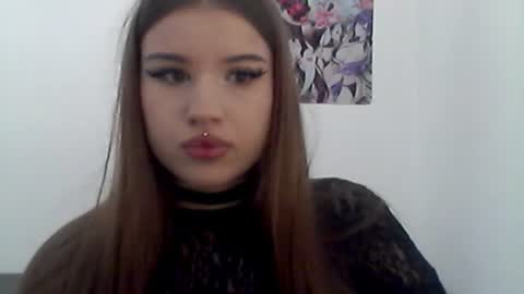 Snapshot of mollysexgirl chatting on July 2026 01:35:02 PM Molly online show from July 2026 01:35:02 PM
