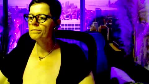 Snapshot of mollysun chatting on June 2026 04:50:01 PM MollySun Nina Randmann online show from June 2026 04:50:01 PM