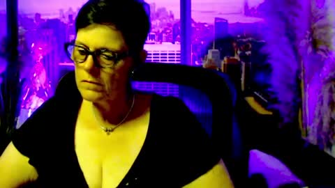 Snapshot of mollysun chatting on June 2026 06:12:01 PM MollySun Nina Randmann online show from June 2026 06:12:01 PM