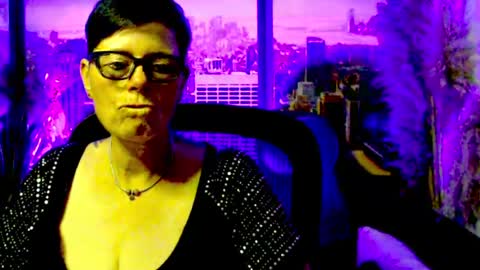 Snapshot of mollysun chatting on June 2026 03:45:01 PM MollySun Nina Randmann online show from June 2026 03:45:01 PM