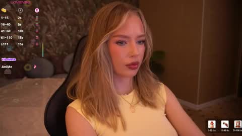 mollyymayy online show from May 2026 04:44:02 PM