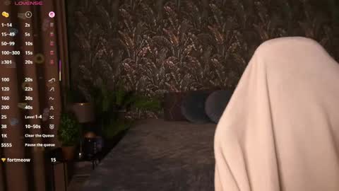 mollyymayy online show from June 2026 05:29:02 PM