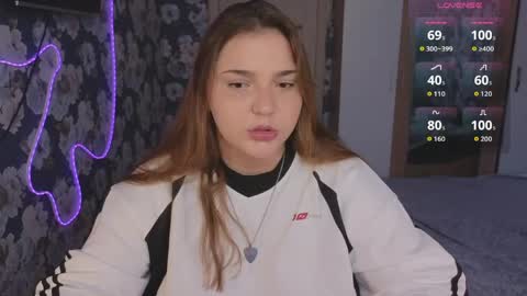 Leah online show from April 2026 02:03:02 PM
