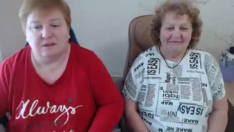 Snapshot of mommy99x chatting on March 2026 07:42:01 AM Mommy99X online show from March 2026 07:42:01 AM