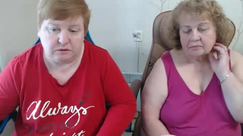 Snapshot of mommy99x chatting on April 2026 07:53:02 AM Mommy99X online show from April 2026 07:53:02 AM