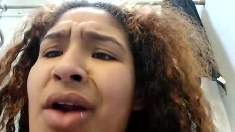 Mommy bubbles online show from January 2025 01:20:01 PM