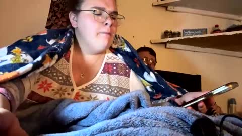 Snapshot of mommyndaddyplaytime chatting on October 2025 04:36:01 AM mommyndaddyplaytime online show from October 2025 04:36:01 AM