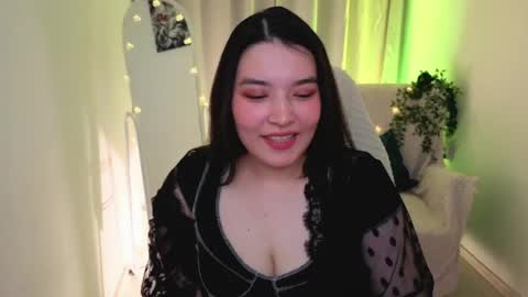 Momo online show from May 2026 09:56:02 PM