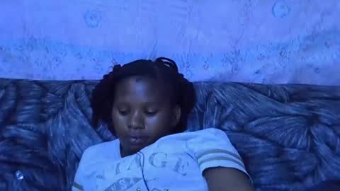 momsdoll online show from February 2026 06:22:01 AM