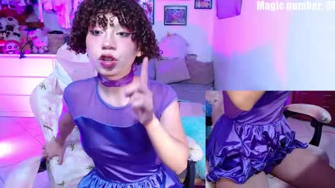 Jessie online show from November 2025 04:01:02 AM