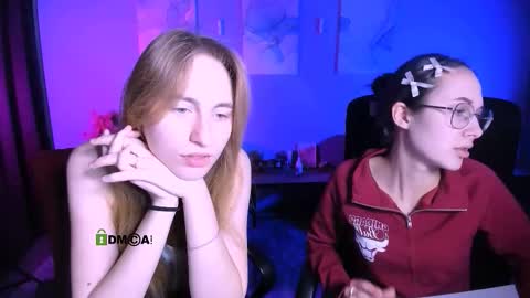 Mona  online show from February 2026 08:03:02 PM