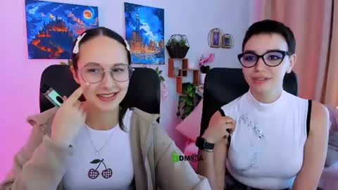Snapshot of mona_cloud chatting on June 2026 08:53:01 AM Mona online show from June 2026 08:53:01 AM