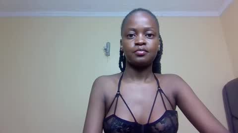 Mona online show from October 2025 04:26:01 PM