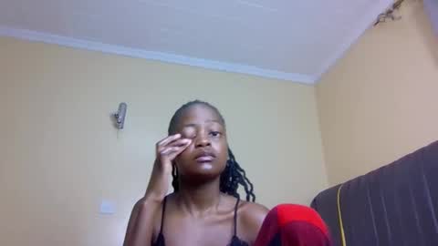 Mona online show from October 2025 01:53:02 AM