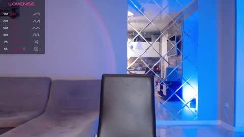 Snapshot of mona_saxxx chatting on December 2024 12:10:02 AM Hey Guys im Mona. PVT is Open Please Make me CUM online show from December 2024 12:10:02 AM