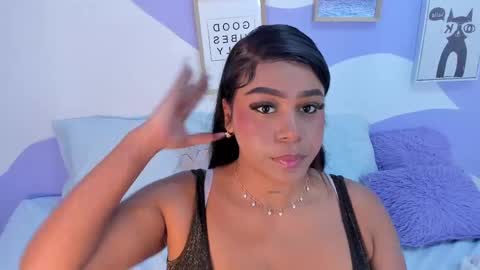 Snapshot of monaaxxx_ chatting on September 2025 03:37:02 PM MONAAXXX online show from September 2025 03:37:02 PM