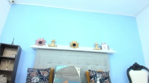 Snapshot of monalinda220 chatting on October 2025 02:31:01 PM paola online show from October 2025 02:31:01 PM