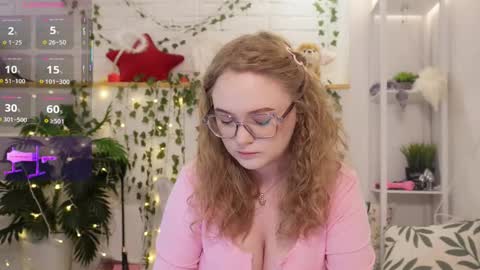 monicaasis online show from September 2025 05:27:02 PM