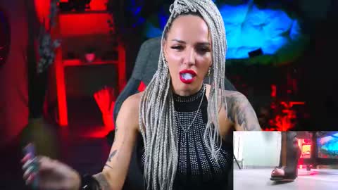 Snapshot of monicamaxwel chatting on February 2025 06:37:01 PM Monika online show from February 2025 06:37:01 PM