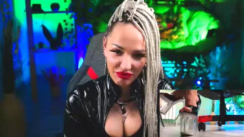 Snapshot of monicamaxwel chatting on February 2025 12:20:01 PM Monika online show from February 2025 12:20:01 PM