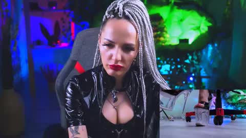 Snapshot of monicamaxwel chatting on March 2025 12:11:02 PM Monika online show from March 2025 12:11:02 PM