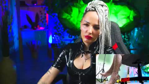 Snapshot of monicamaxwel chatting on March 2025 06:22:02 PM Monika online show from March 2025 06:22:02 PM