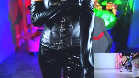 Snapshot of monicamaxwel chatting on September 2025 11:32:01 AM Monika online show from September 2025 11:32:01 AM