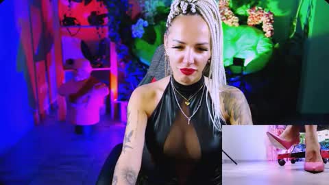 Snapshot of monicamaxwel chatting on September 2025 10:39:02 AM Monika online show from September 2025 10:39:02 AM