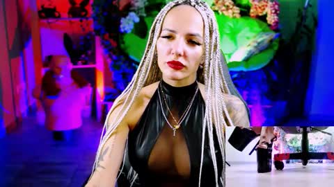 Snapshot of monicamaxwel chatting on October 2025 11:07:02 AM Monika online show from October 2025 11:07:02 AM