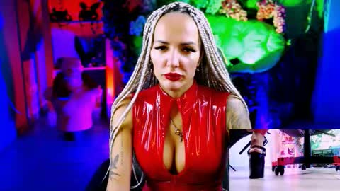 Snapshot of monicamaxwel chatting on October 2025 10:46:02 AM Monika online show from October 2025 10:46:02 AM