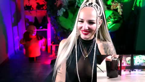 Snapshot of monicamaxwel chatting on October 2025 11:00:02 AM Monika online show from October 2025 11:00:02 AM