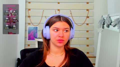 Monika online show from December 2024 07:39:01 AM